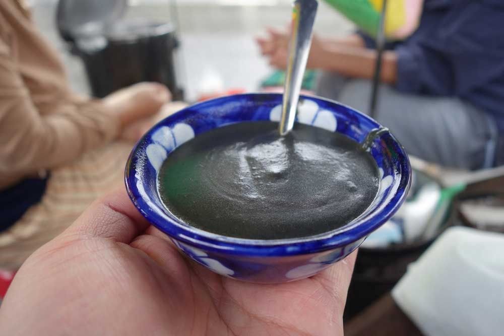 soupe sucrée aux sésames noirs
