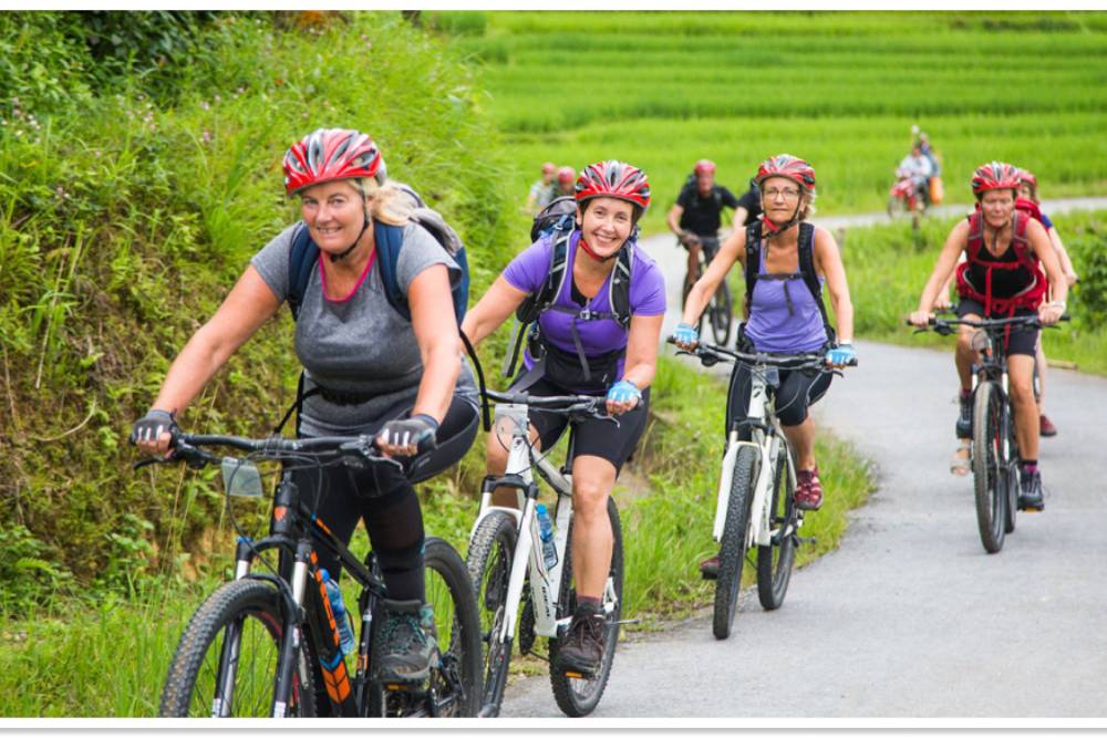 Expérience vélo à Pù Luông : découverte des rizières et villages