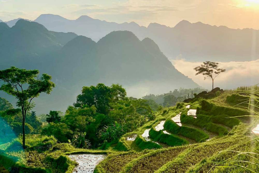 Vue panoramique du Pu Luong retreat